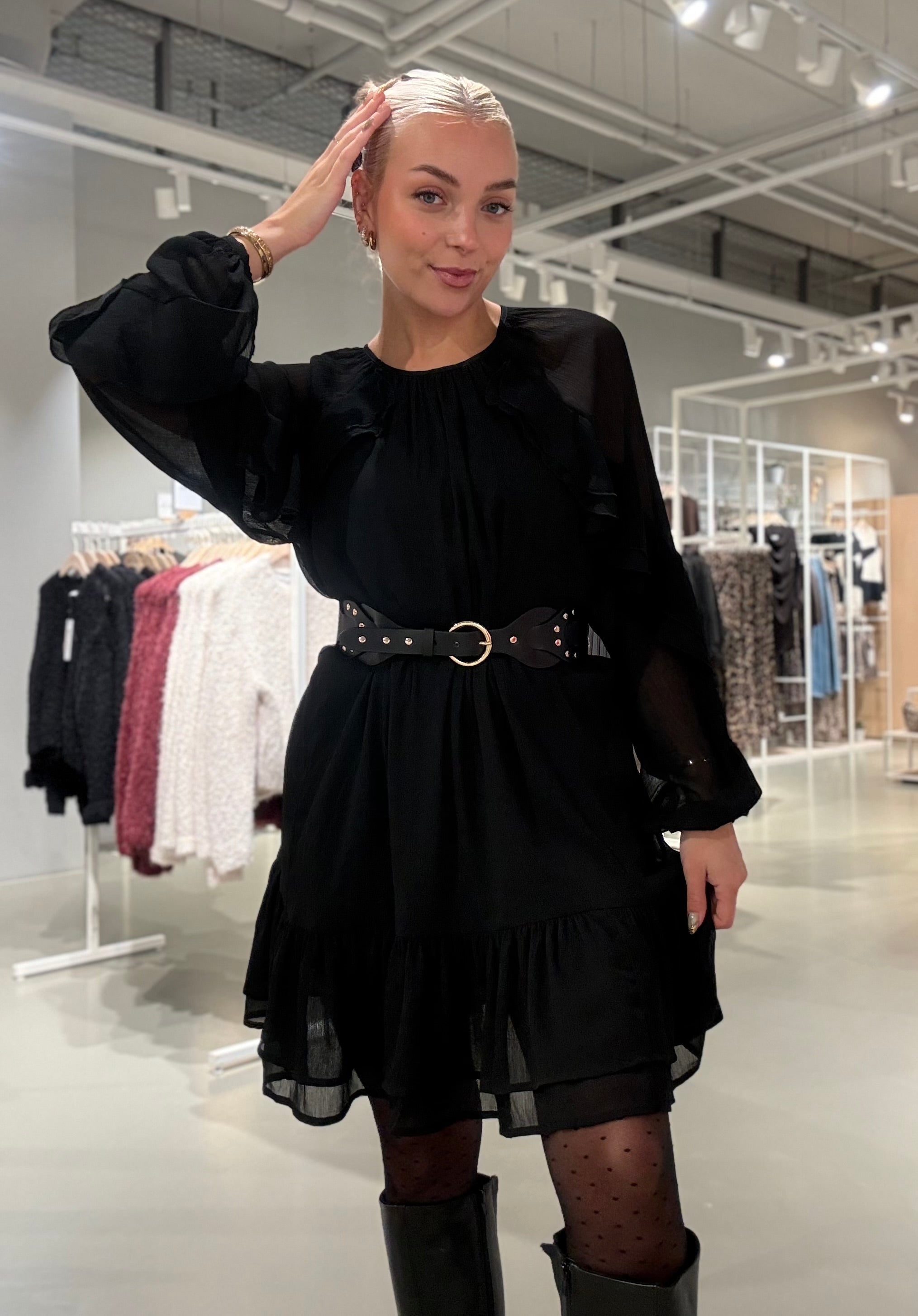 VIBINNA Short Dress - Black Beauty